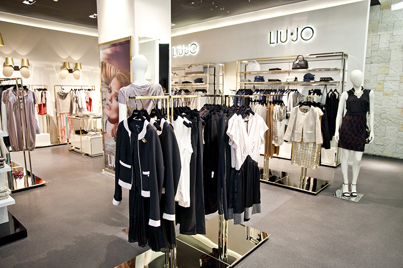 Hula hoop Casi muerto Personas mayores New Liu Jo corner in Fashion&Friends Usce - FashionCompany Corporate Site